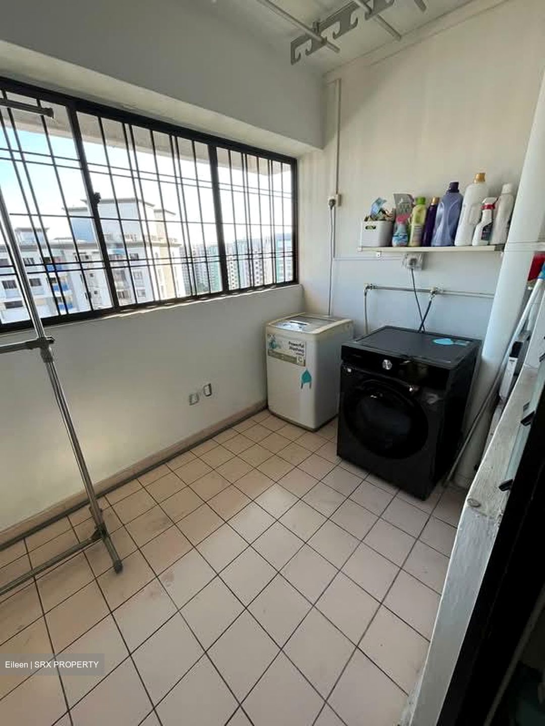 Blk 111 Rivervale Court (Sengkang), HDB 5 Rooms #575922201